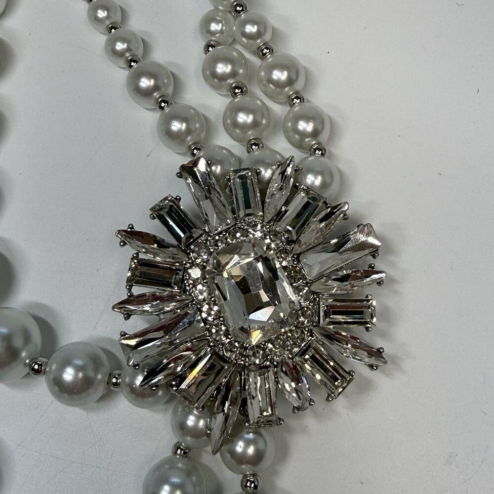 Linea Donna White Faux Pearl Rhinestone Necklace Earring Bracelet Set New - Picture 5 of 6